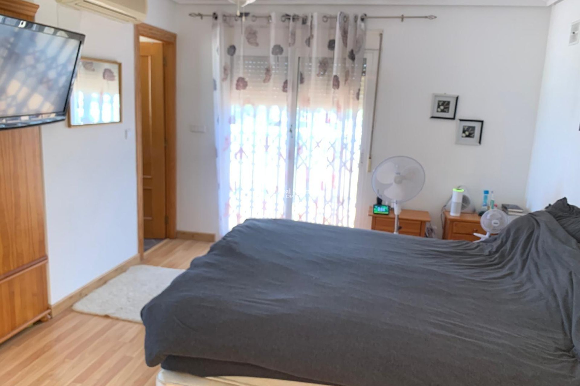 Wederverkoop - VILLA -
TORREVIEJA - LOS BALCONES - LOS ALTOS