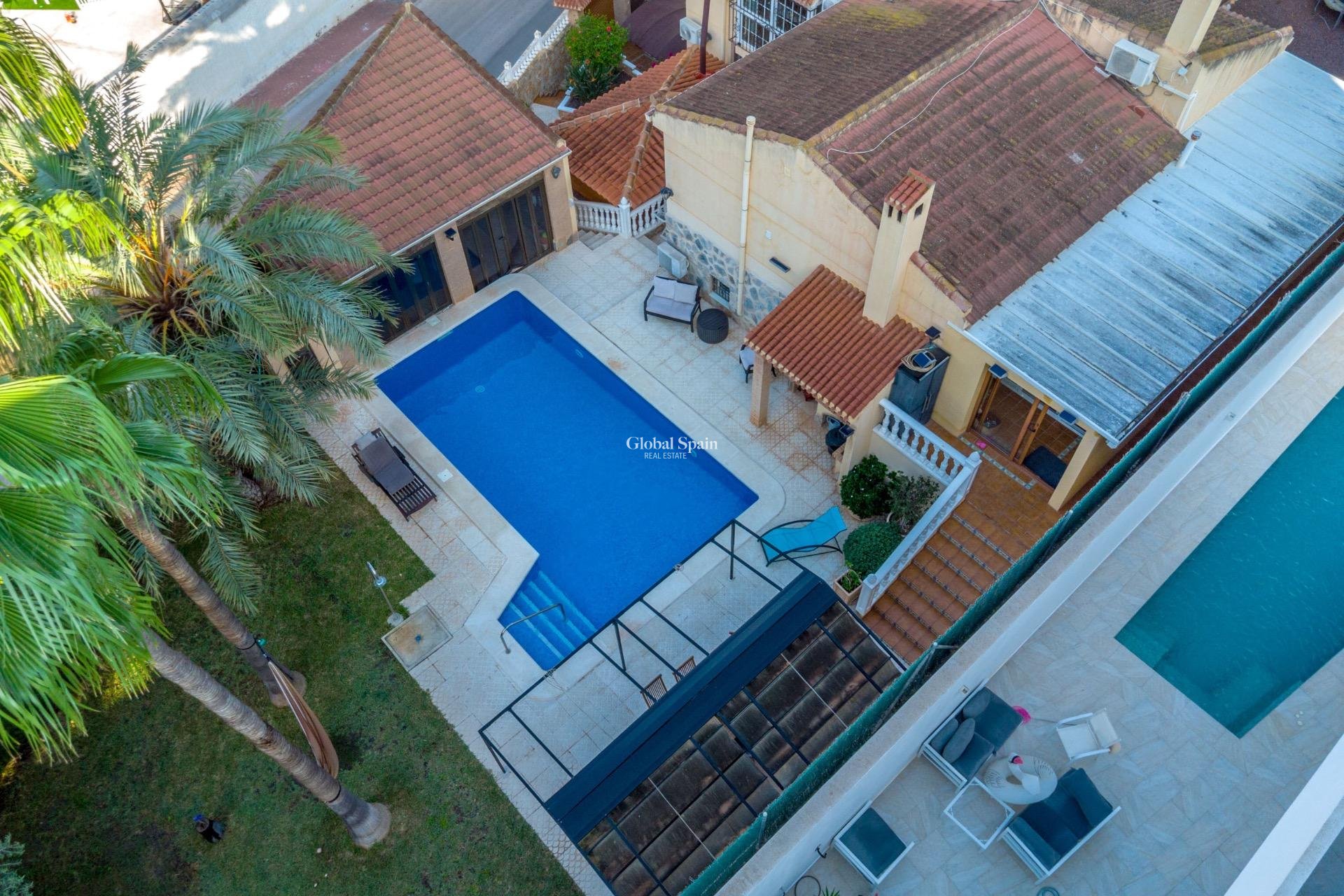 Wederverkoop - VILLA -
TORREVIEJA - LOS BALCONES - LOS ALTOS