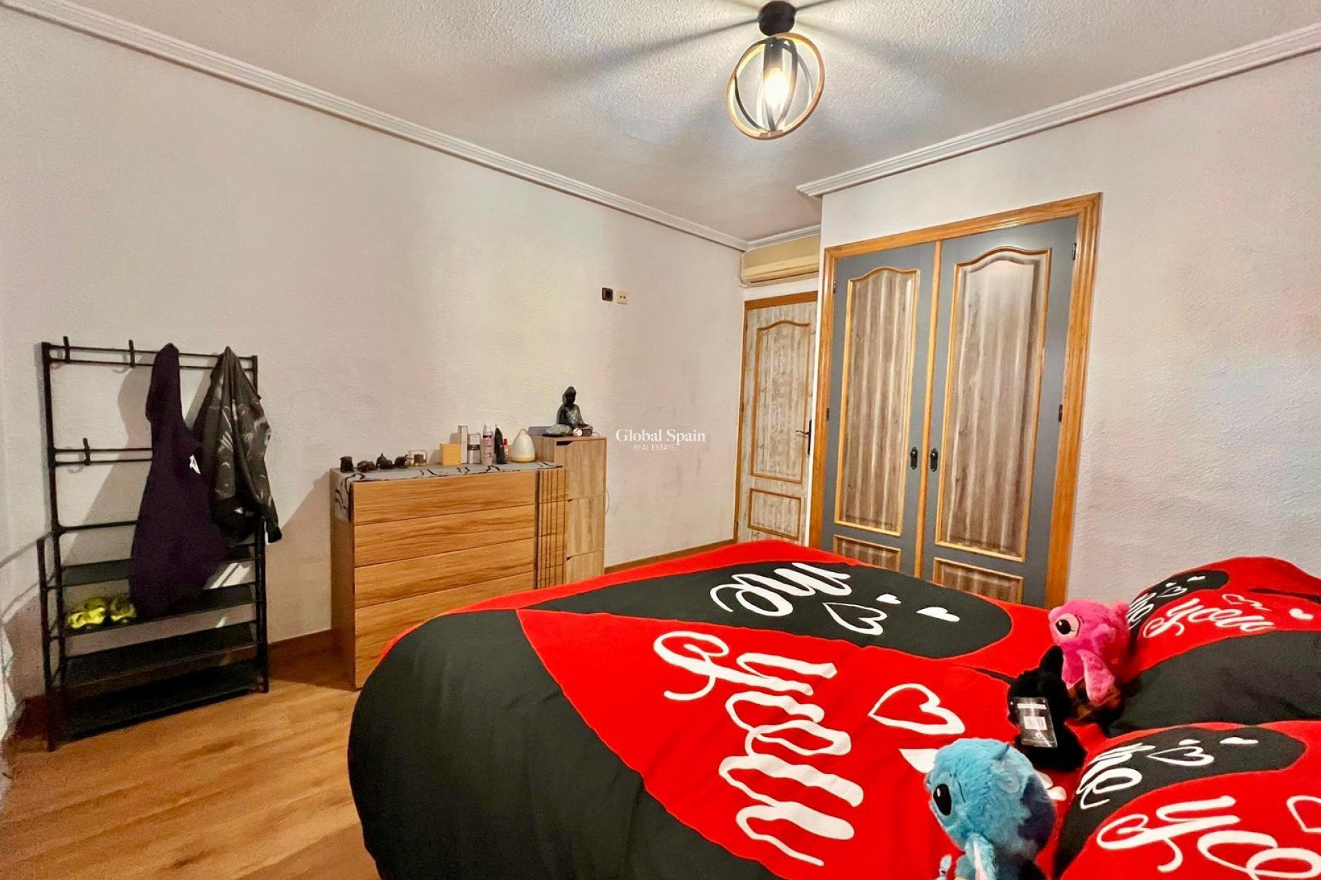 Wederverkoop - VILLA -
TORREVIEJA - LOS BALCONES - LOS ALTOS