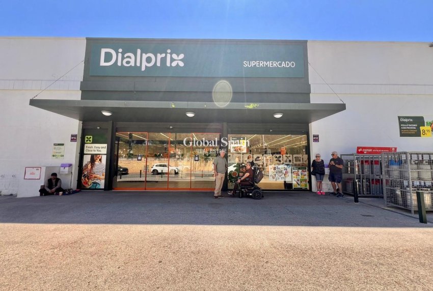 Wederverkoop - VILLA -
TORREVIEJA - LOS BALCONES - LOS ALTOS