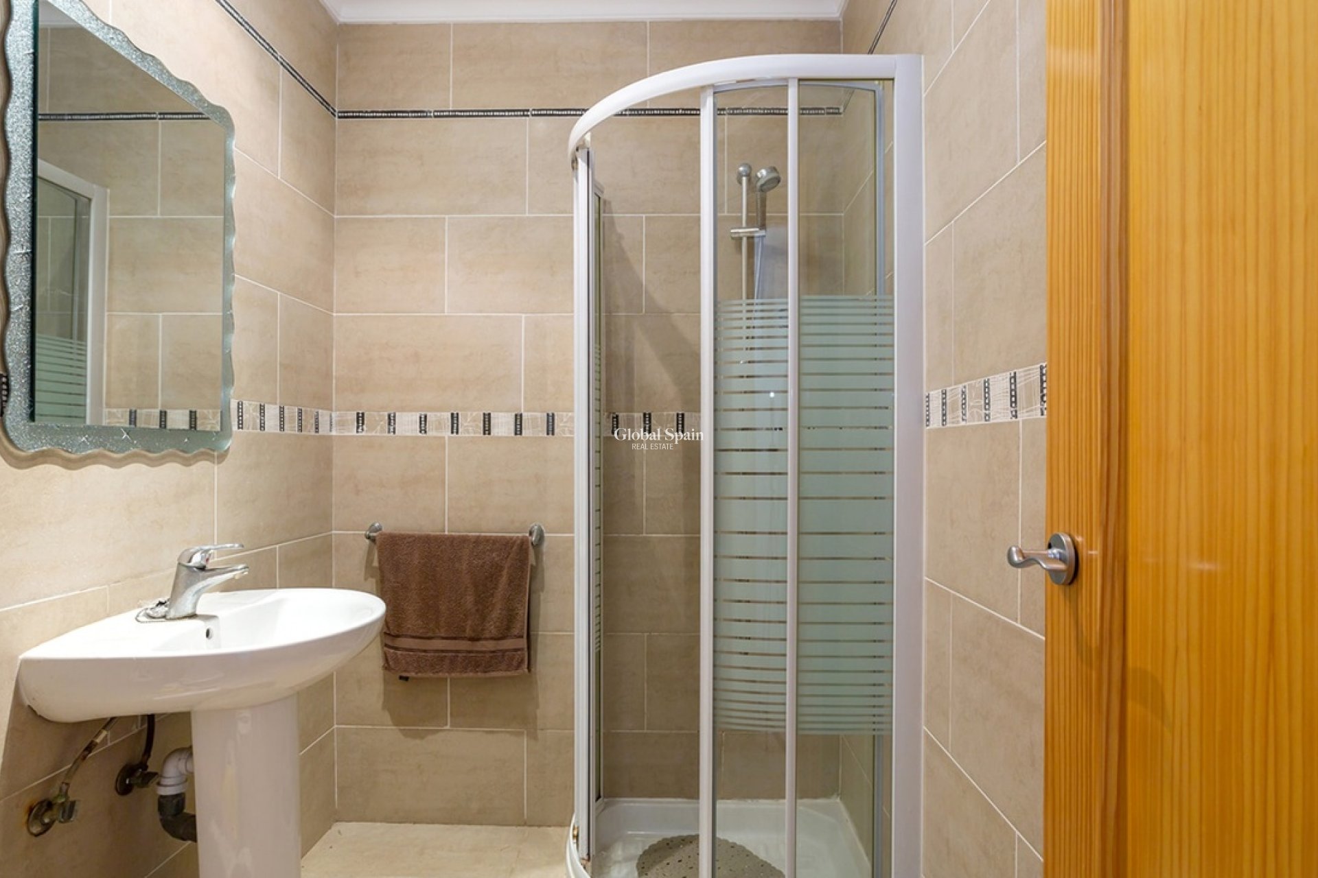Wederverkoop - VILLA -
TORREVIEJA - LOS BALCONES - LOS ALTOS