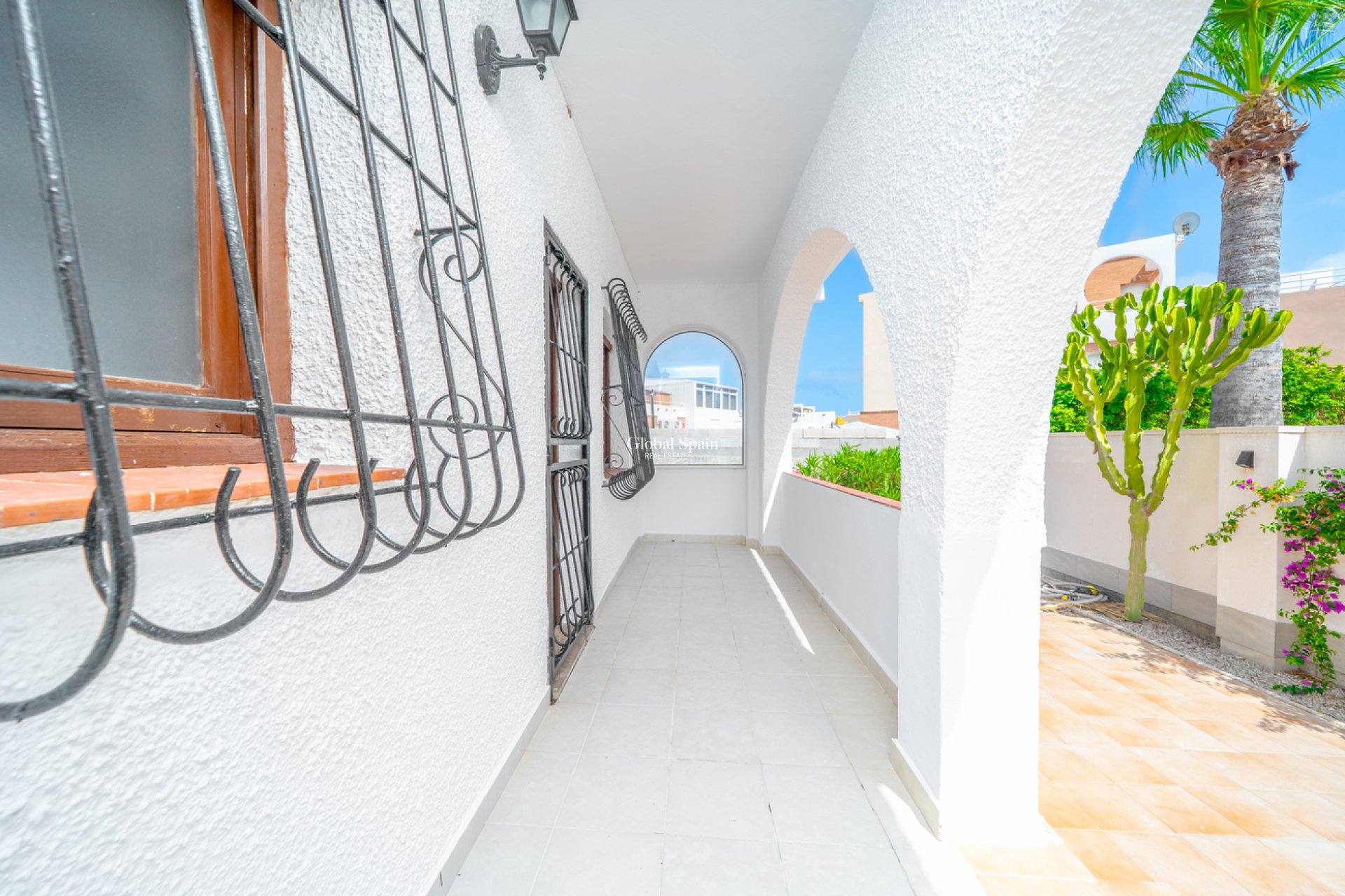 Wederverkoop - VILLA -
TORREVIEJA - LOS BALCONES - LOS ALTOS