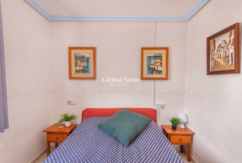 Wederverkoop - VILLA -
TORREVIEJA - LOS BALCONES - LOS ALTOS