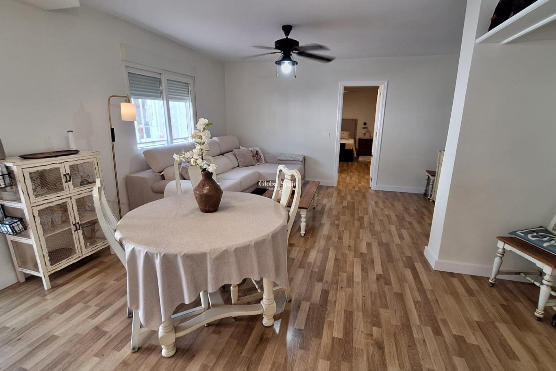 Wederverkoop - VILLA -
TORREVIEJA - LOS BALCONES - LOS ALTOS