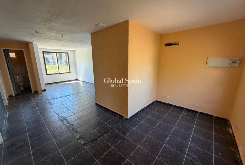 Wederverkoop - VILLA -
TORREVIEJA - LOS BALCONES - LOS ALTOS