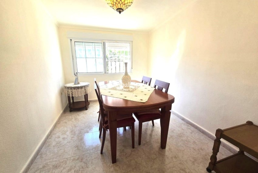 Wederverkoop - VILLA -
TORREVIEJA - LOS BALCONES - LOS ALTOS