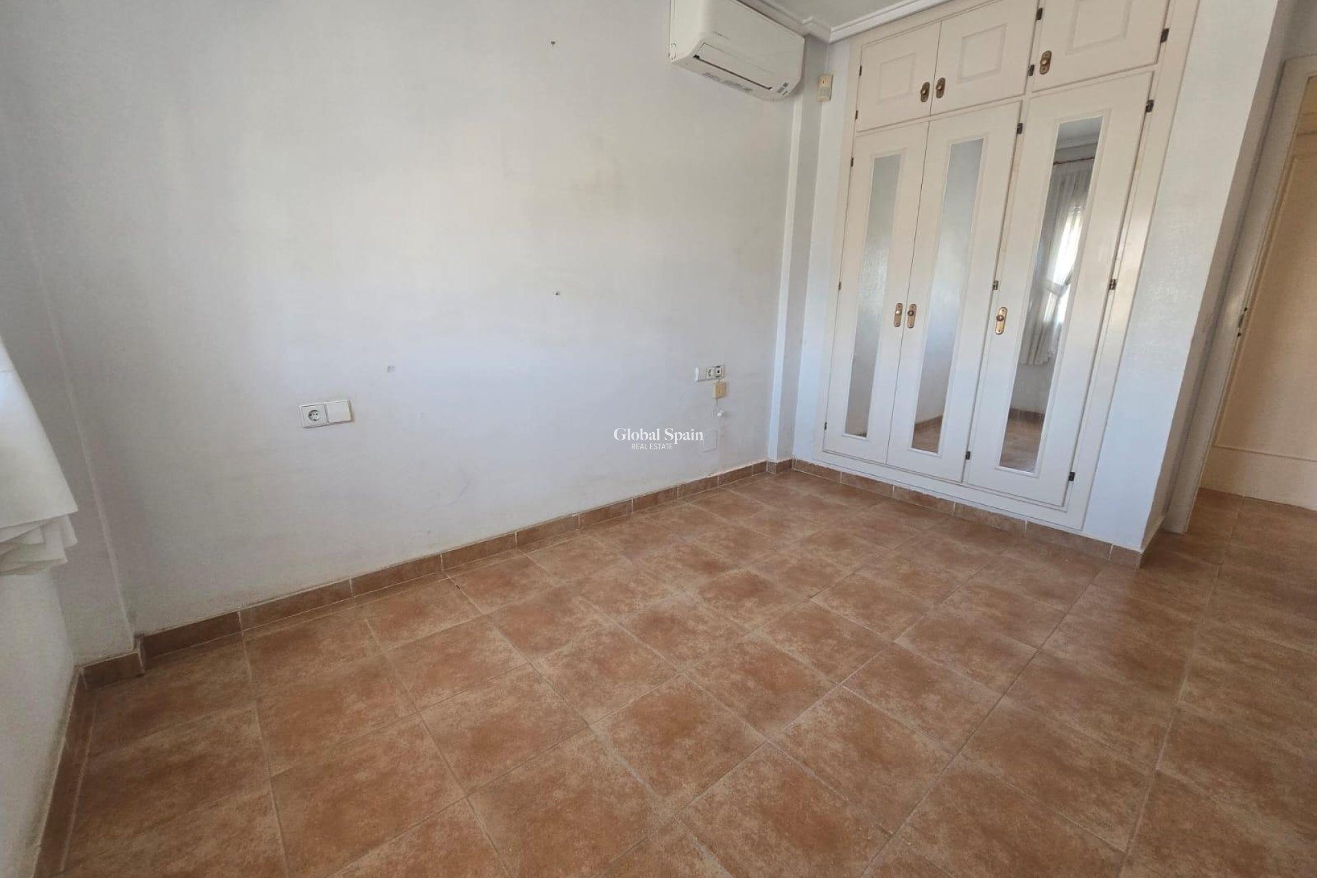 Wederverkoop - VILLA -
TORREVIEJA - LOS BALCONES - LOS ALTOS