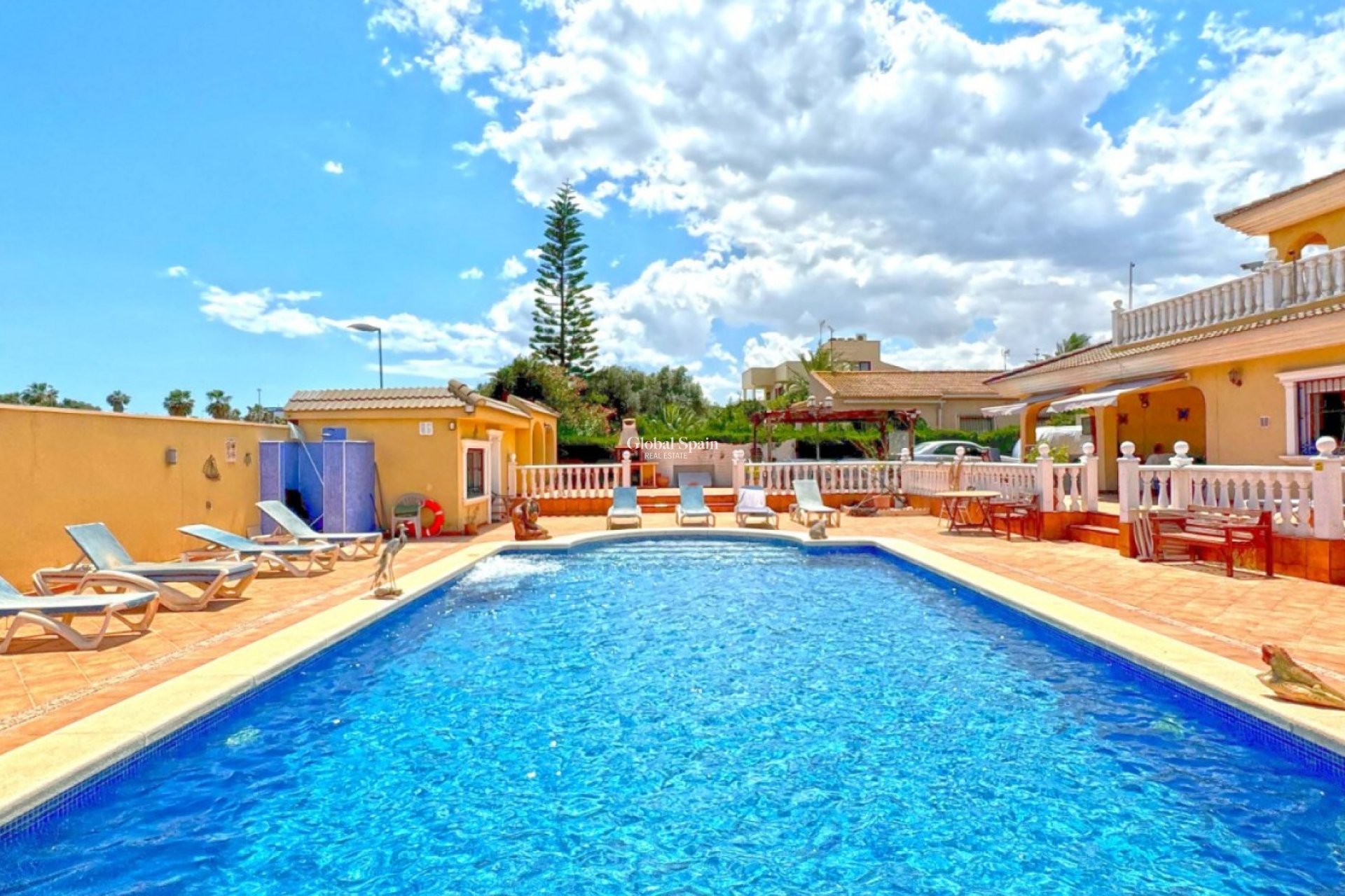 Wederverkoop - Villa -
TORREVIEJA - LOS BALCONES - LOS ALTOS