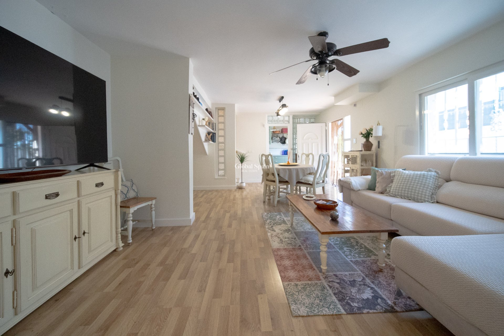 Wederverkoop - Villa -
TORREVIEJA - LOS BALCONES - LOS ALTOS