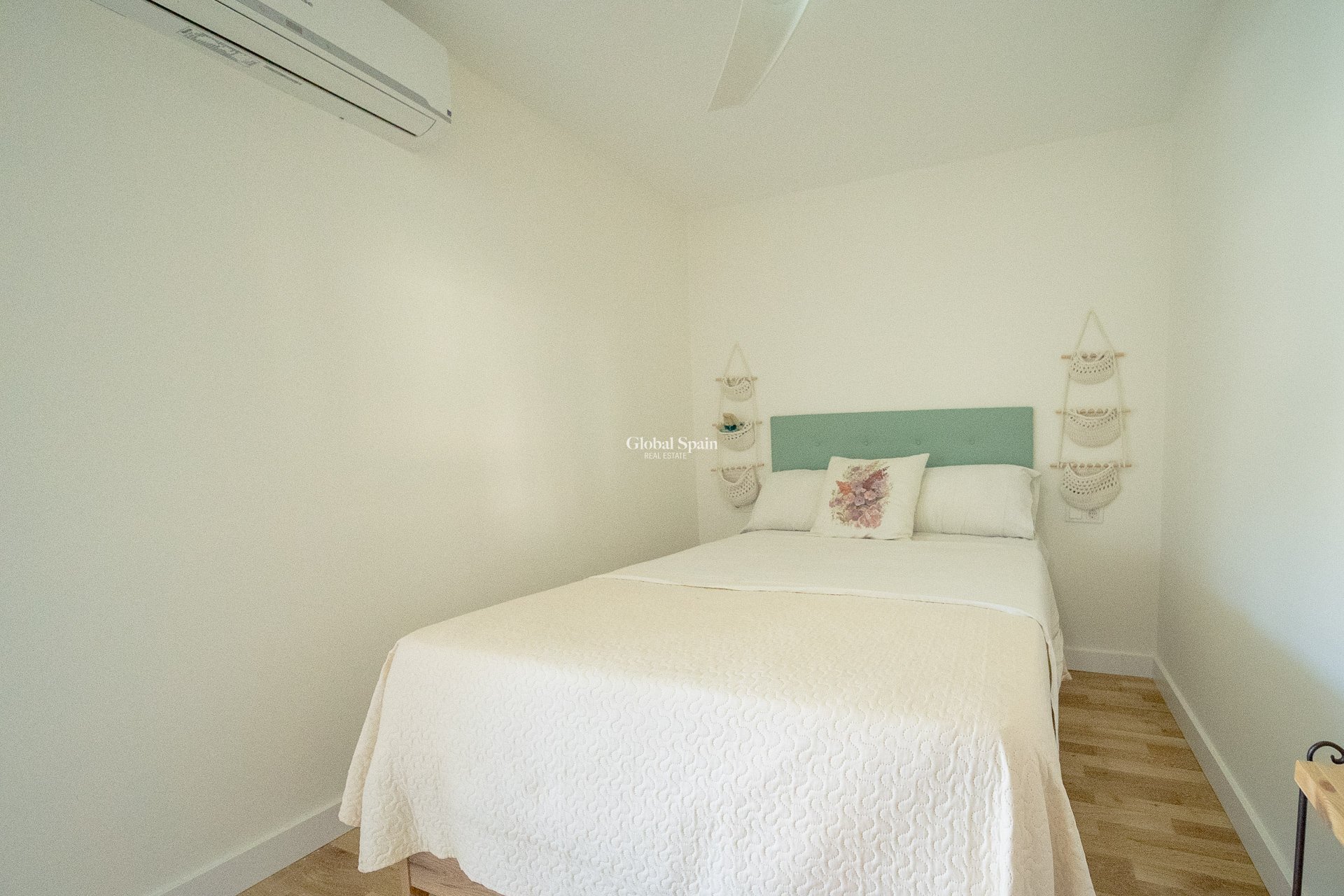 Wederverkoop - Villa -
TORREVIEJA - LOS BALCONES - LOS ALTOS