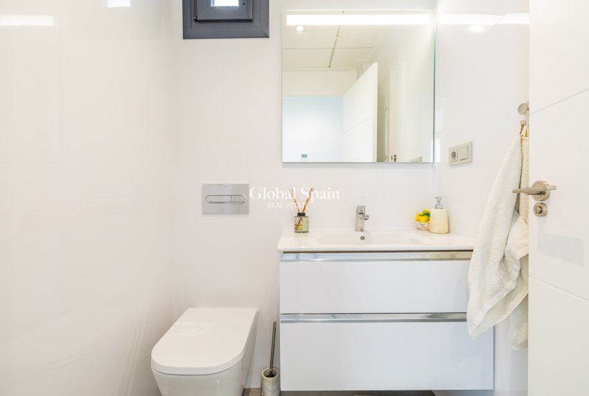 Wederverkoop - Villa -
TORREVIEJA - LOS BALCONES - LOS ALTOS