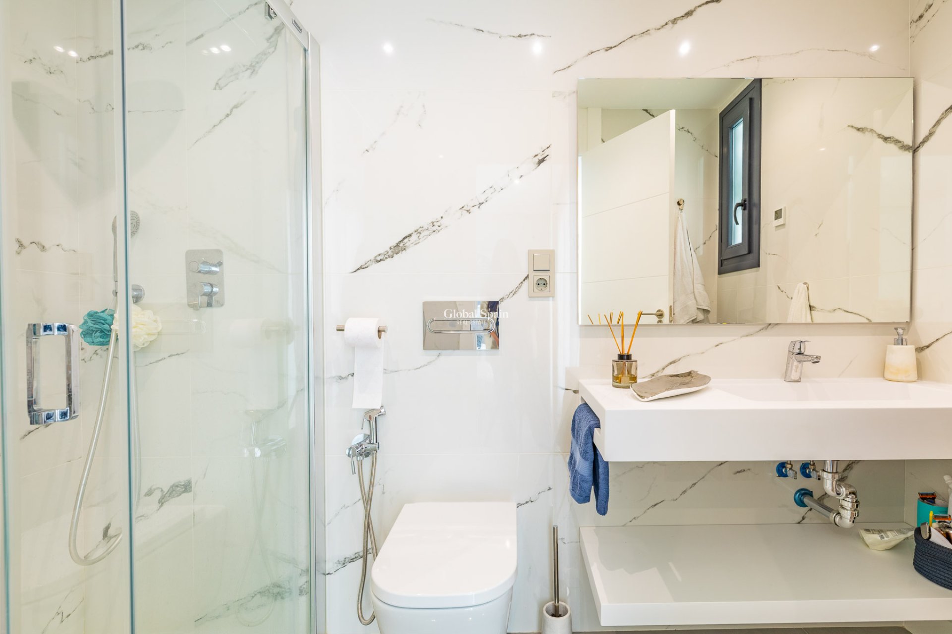 Wederverkoop - Villa -
TORREVIEJA - LOS BALCONES - LOS ALTOS