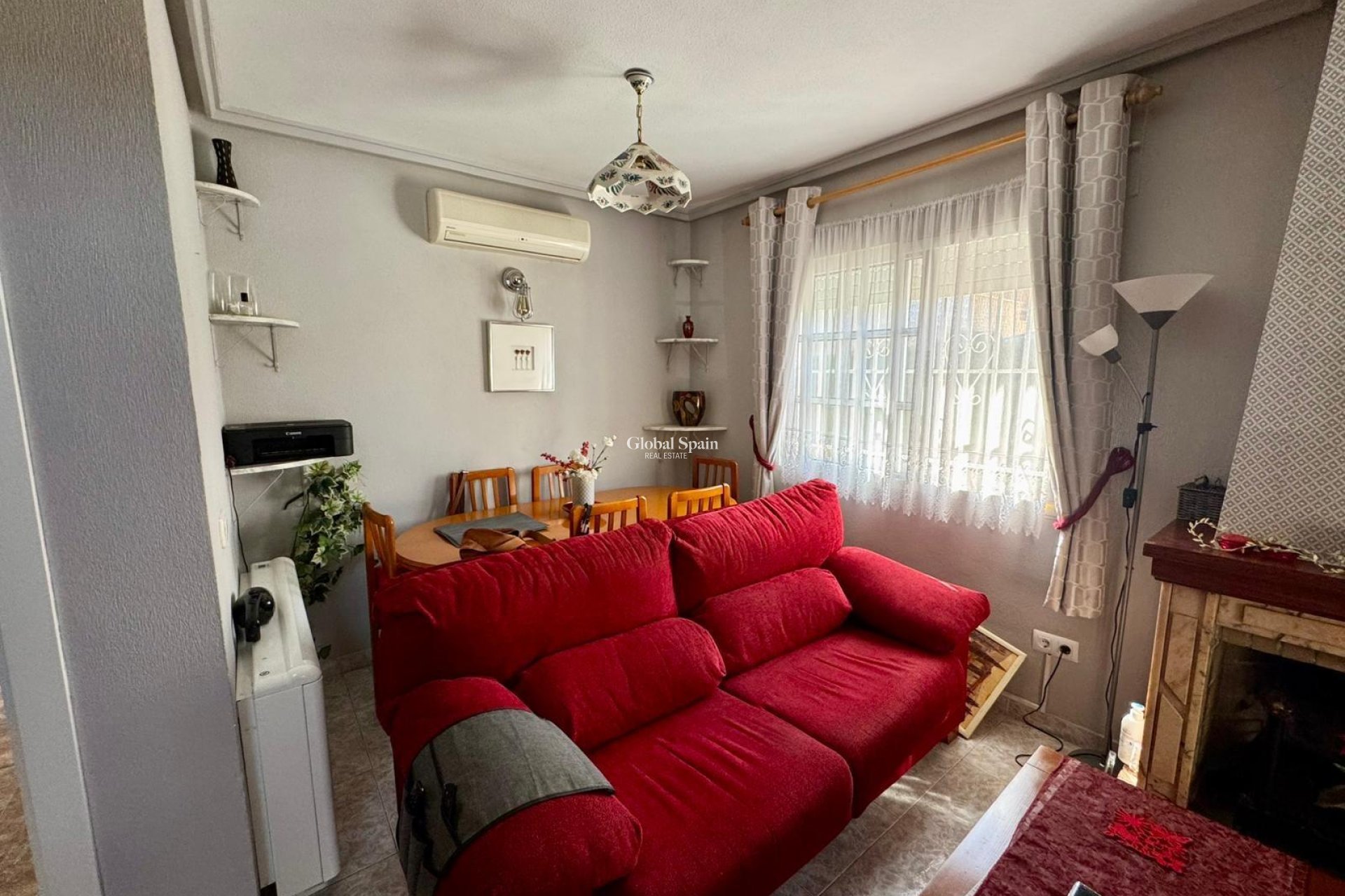 Wederverkoop - Villa -
TORREVIEJA - LOS BALCONES - LOS ALTOS