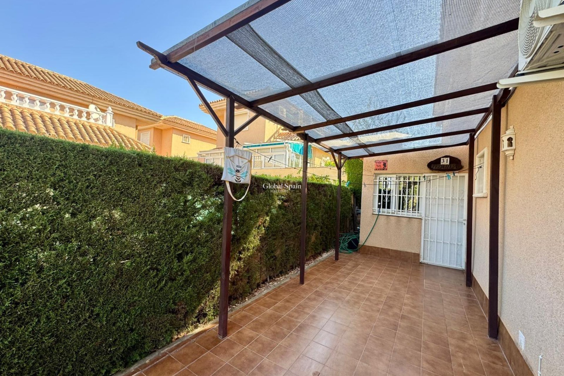 Wederverkoop - Villa -
TORREVIEJA - LOS BALCONES - LOS ALTOS