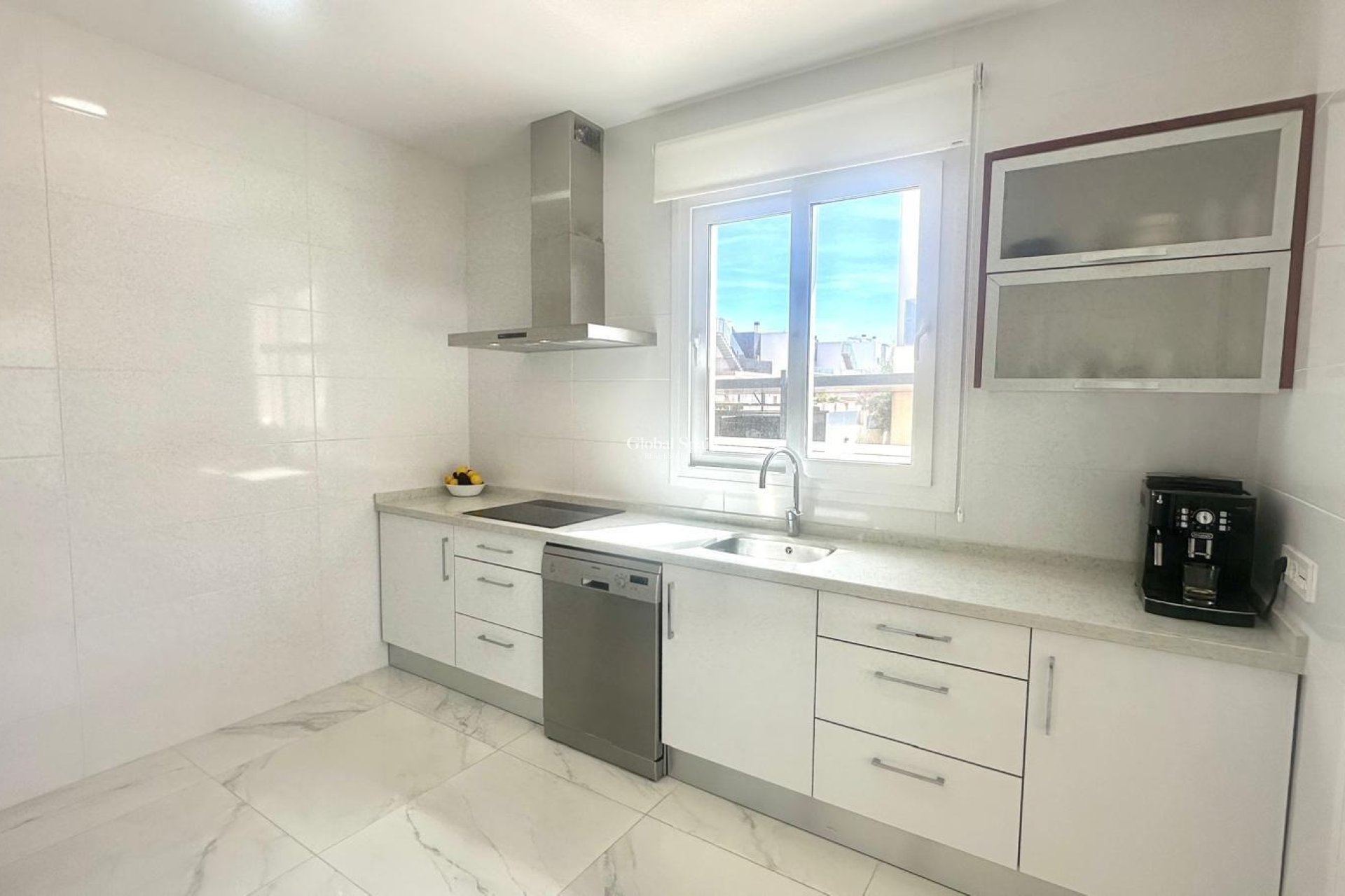 Wederverkoop - VILLA -
TORREVIEJA - Miramar - Torre Del Moro