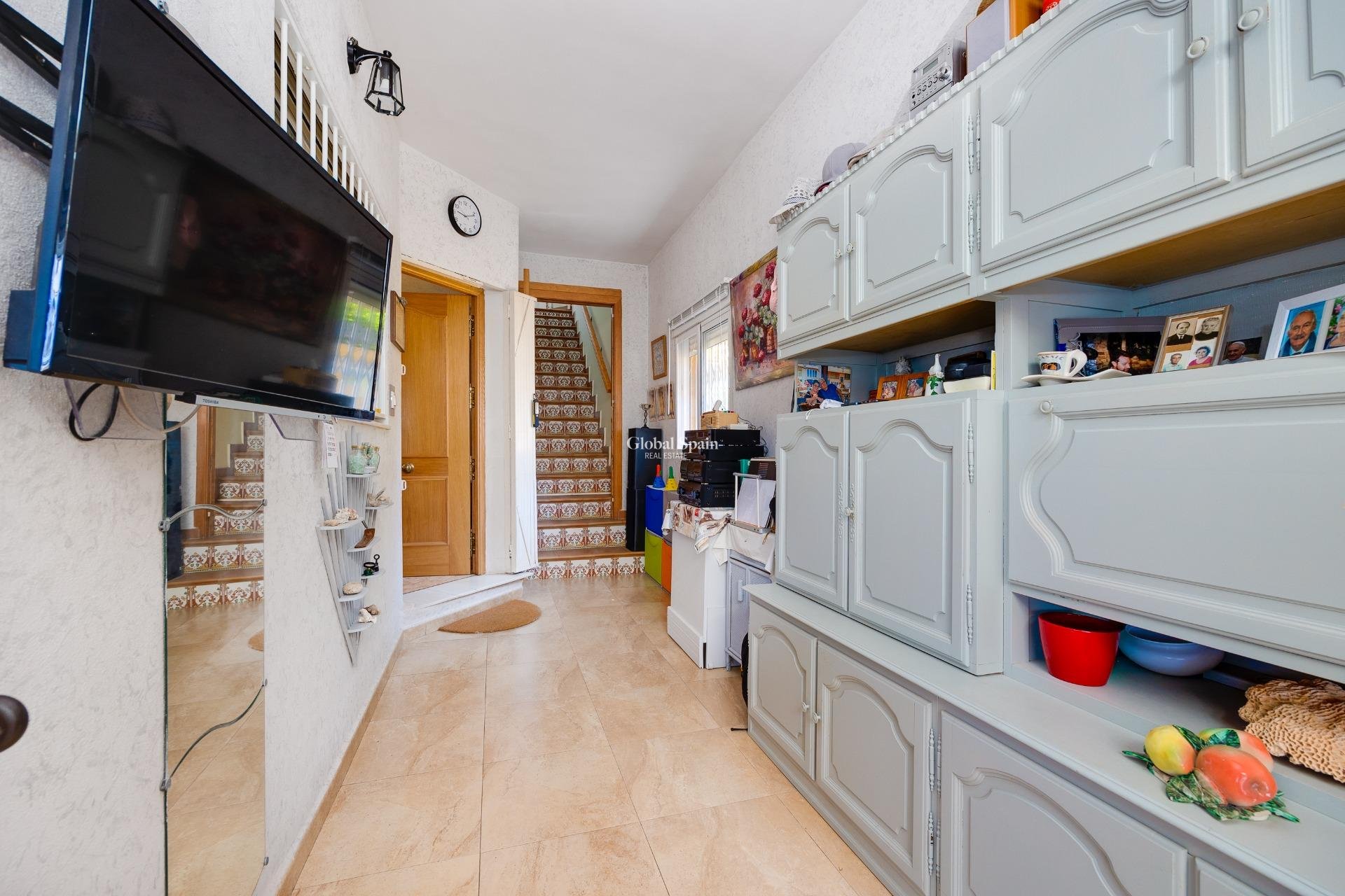 Wederverkoop - VILLA -
TORREVIEJA - Playa de los Locos