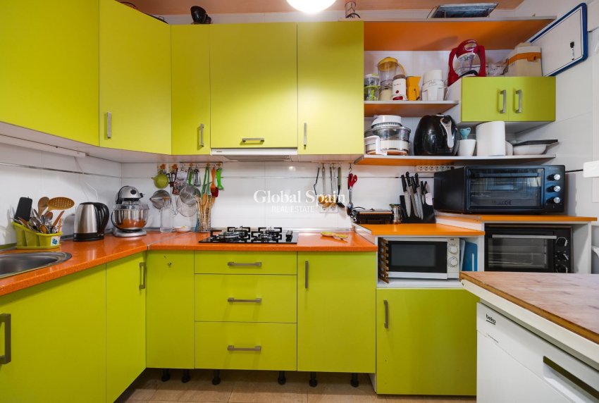 Wederverkoop - VILLA -
TORREVIEJA - Playa de los Locos