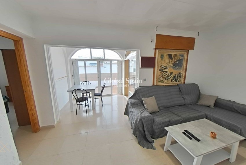 Wederverkoop - VILLA -
TORREVIEJA - San Luis