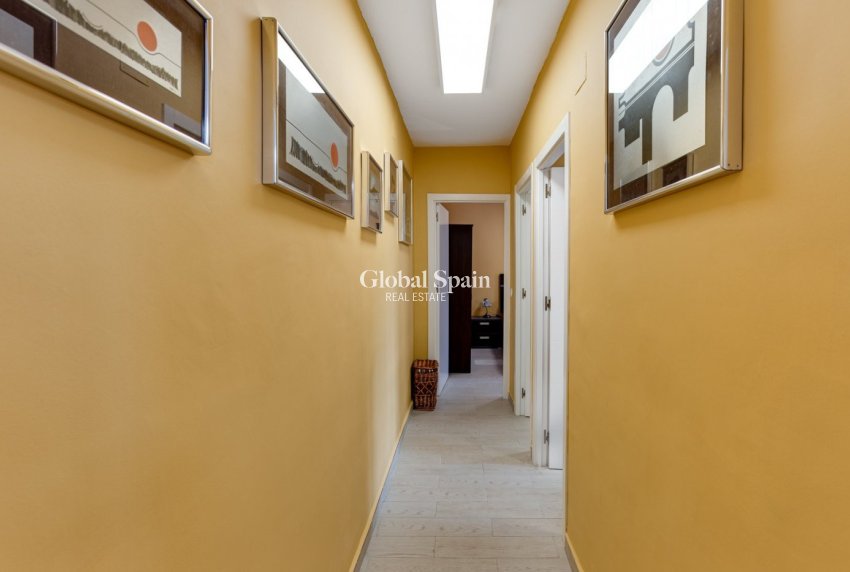 Wederverkoop - VILLA -
TORREVIEJA - San Luis