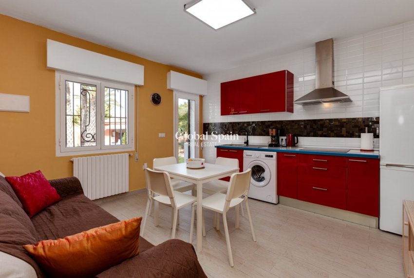 Wederverkoop - VILLA -
TORREVIEJA - San Luis