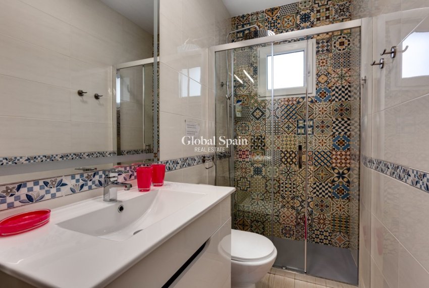 Wederverkoop - VILLA -
TORREVIEJA - San Luis