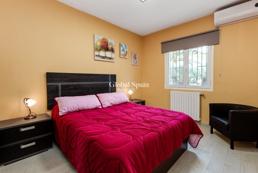 Wederverkoop - VILLA -
TORREVIEJA - San Luis