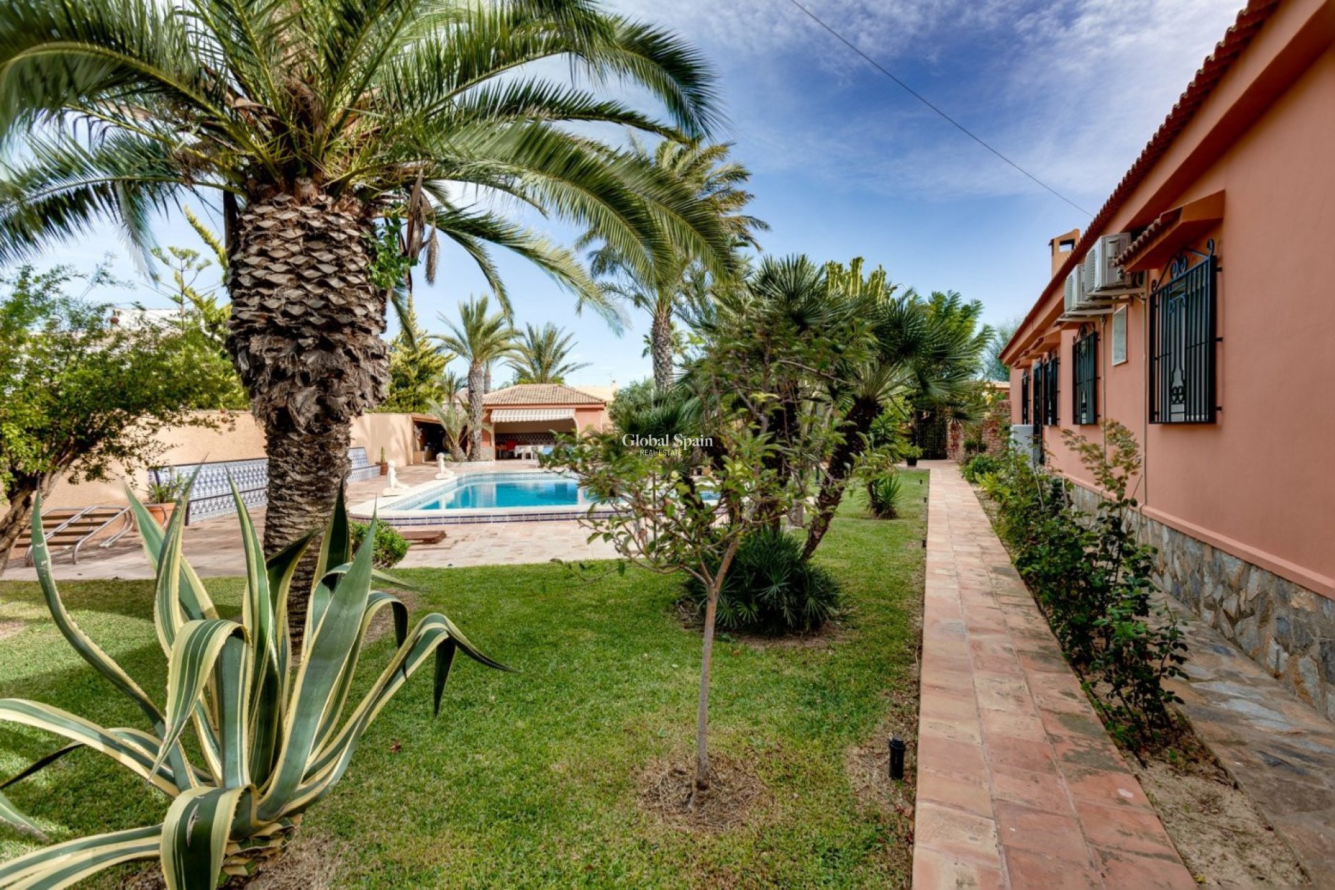 Wederverkoop - VILLA -
TORREVIEJA - San Luis