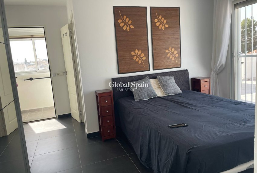 Wederverkoop - Villa -
TORREVIEJA - San Luis