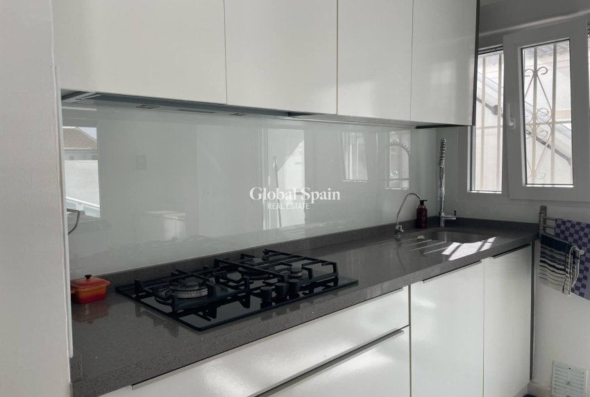 Wederverkoop - Villa -
TORREVIEJA - San Luis