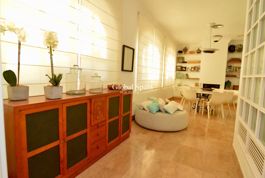 Wederverkoop - Villa -
TORREVIEJA - Torreta-Florida