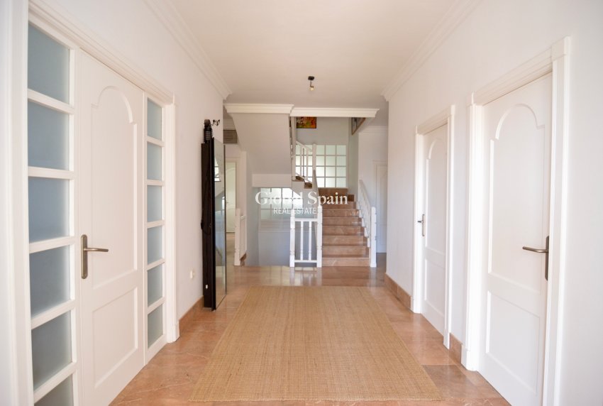 Wederverkoop - Villa -
TORREVIEJA - Torreta-Florida