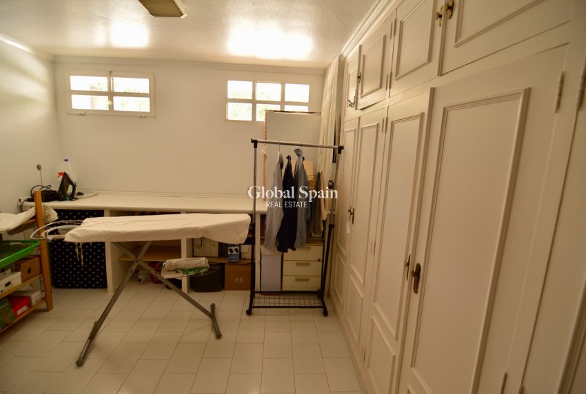 Wederverkoop - Villa -
TORREVIEJA - Torreta-Florida