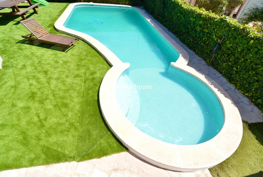 Wederverkoop - Villa -
TORREVIEJA - Torreta-Florida