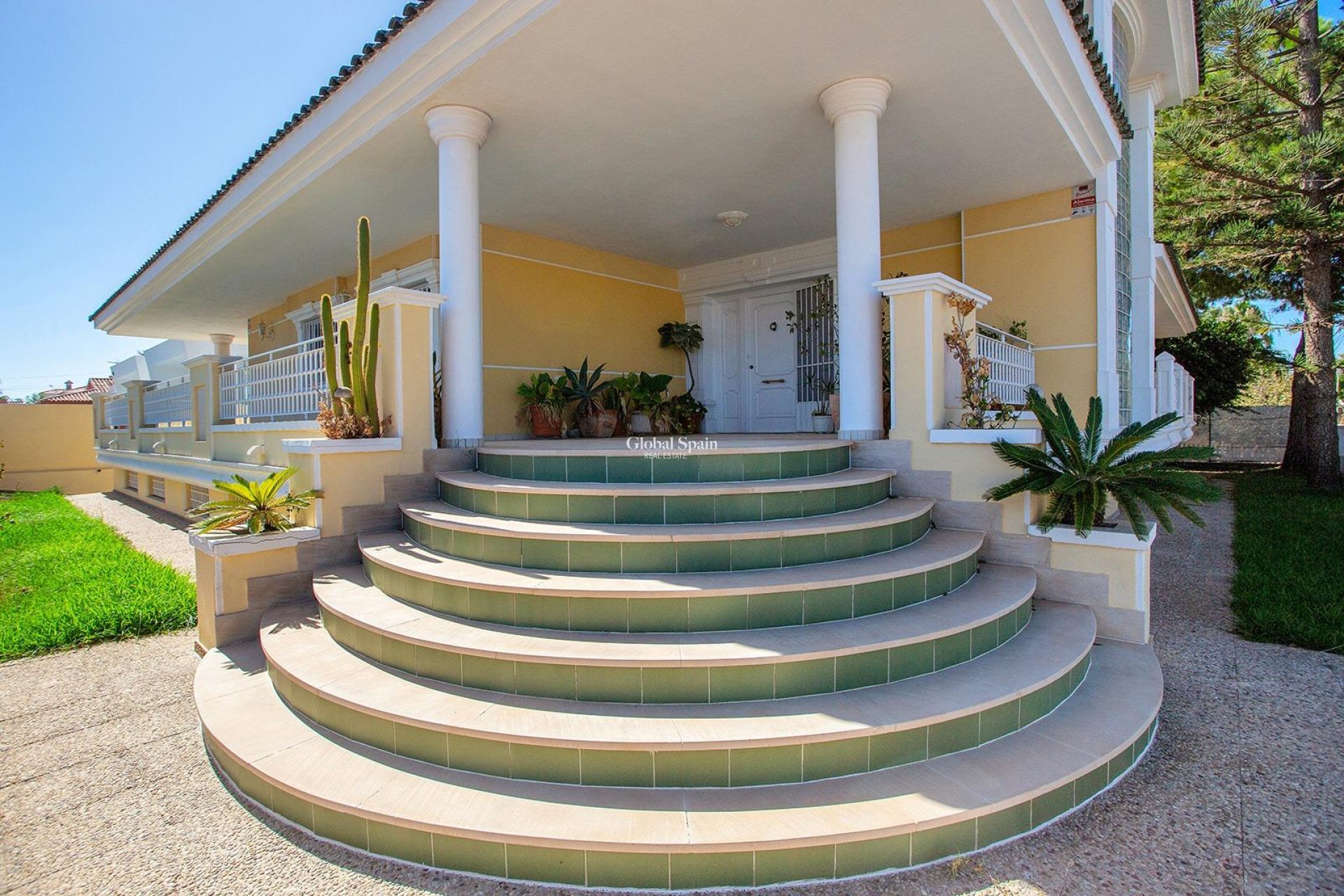 Wederverkoop - Villa -
TORREVIEJA - Torreta florida