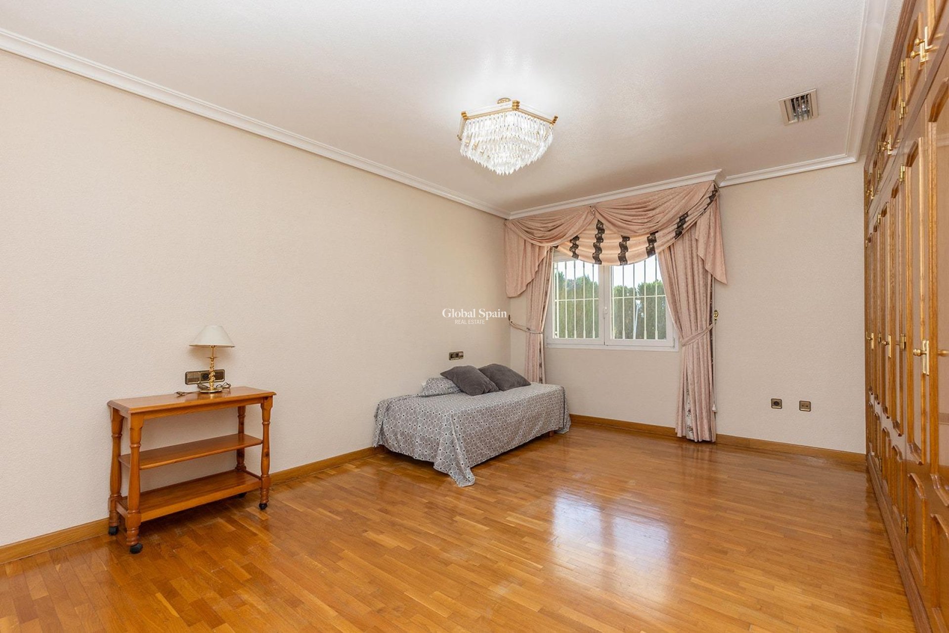 Wederverkoop - Villa -
TORREVIEJA - Torreta florida