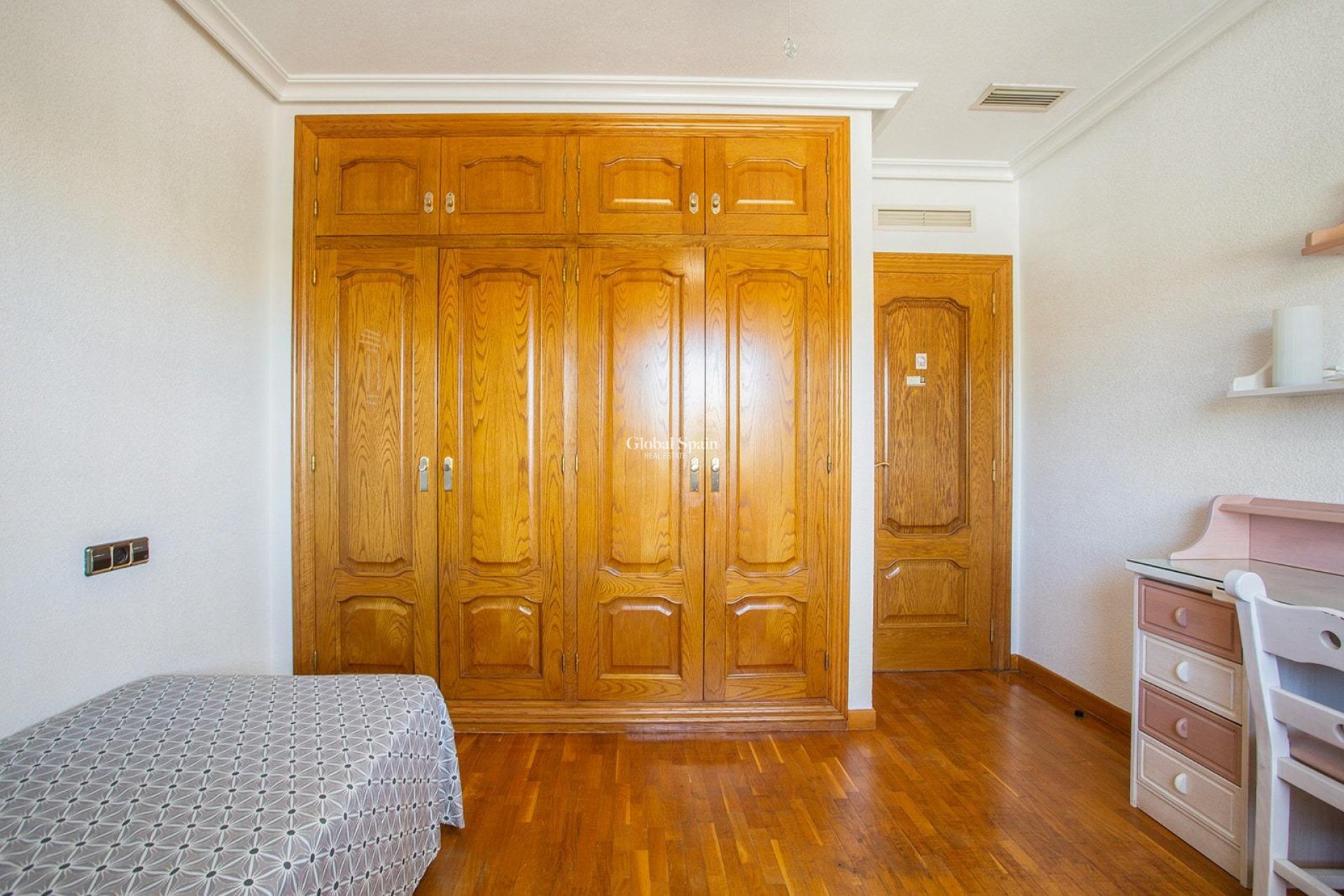 Wederverkoop - Villa -
TORREVIEJA - Torreta florida