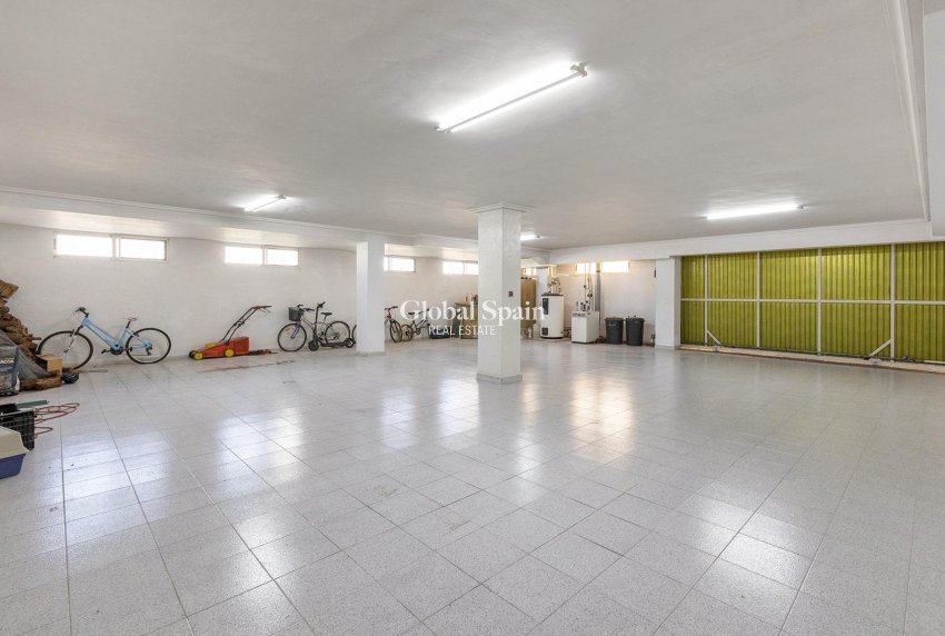 Wederverkoop - Villa -
TORREVIEJA - Torreta florida