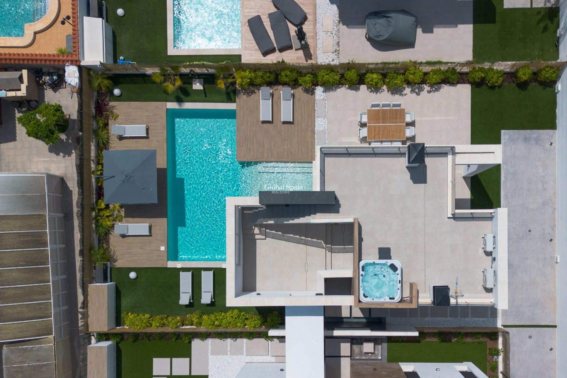 Wederverkoop - VILLA -
TORREVIEJA - Torreta Florida