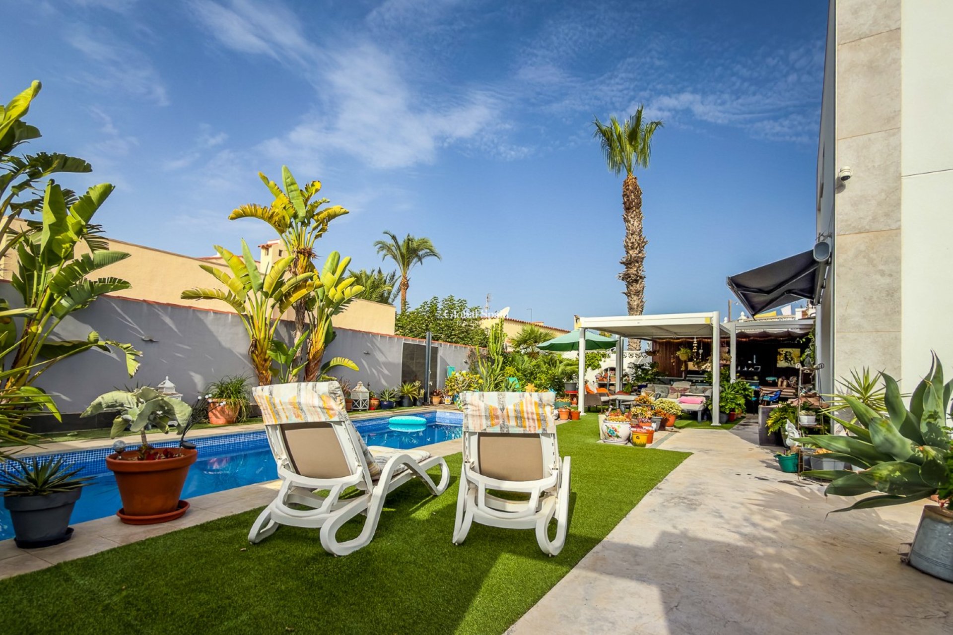 Wederverkoop - VILLA -
TORREVIEJA - Torreta - Florida