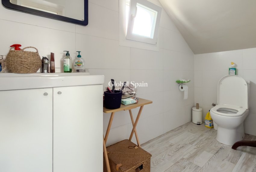 Wederverkoop - VILLA -
TORREVIEJA - Torreta - Florida