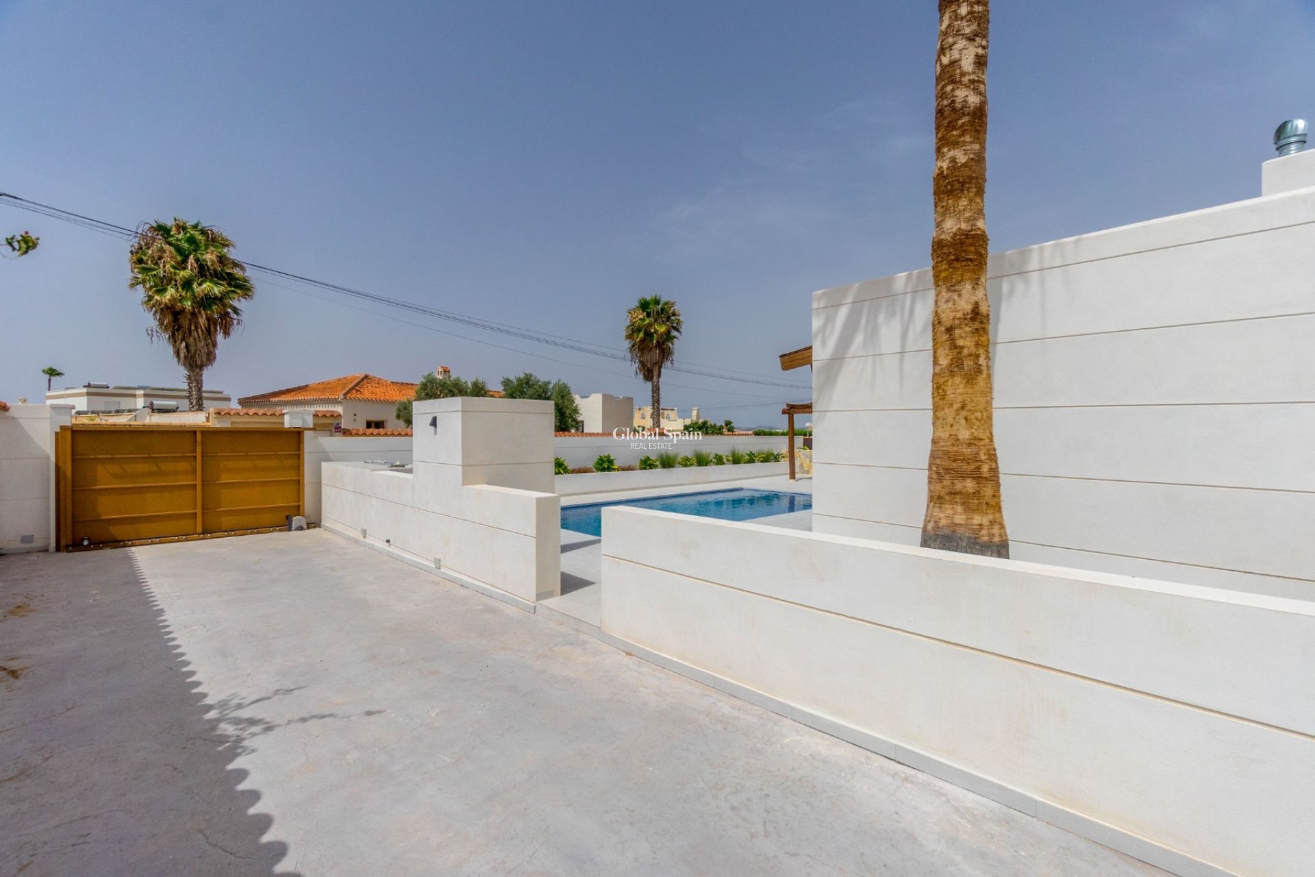 Wederverkoop - Villa -
TORREVIEJA - Torreta Florida