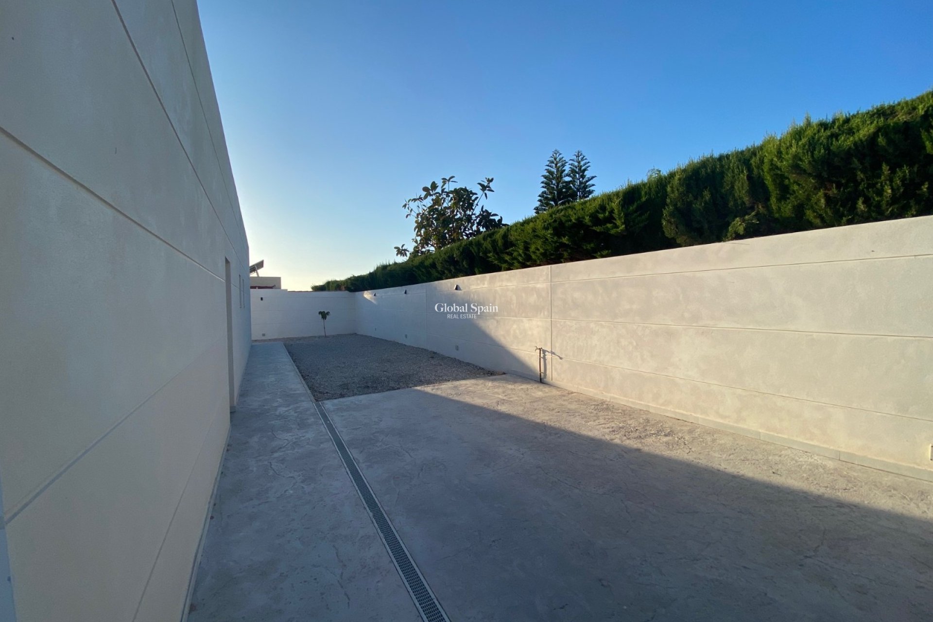 Wederverkoop - Villa -
TORREVIEJA - Torreta Florida