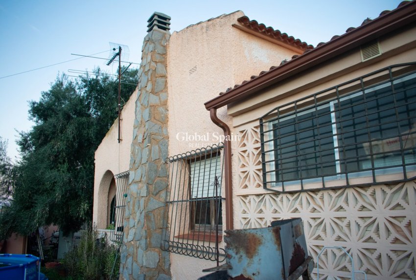 Wederverkoop - VILLA -
TORREVIEJA - Torrevieja