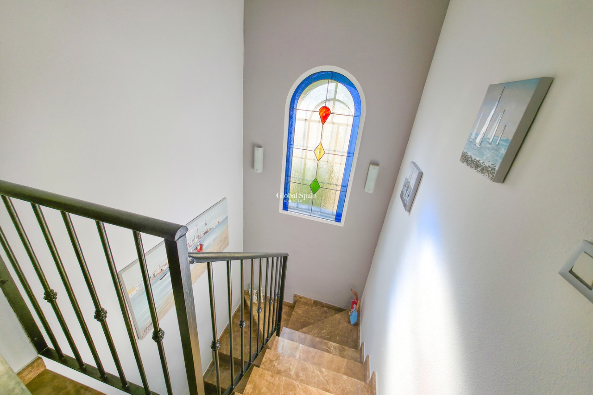 Wederverkoop - VILLA -
VILLAMARTÍN - Costa Blanca