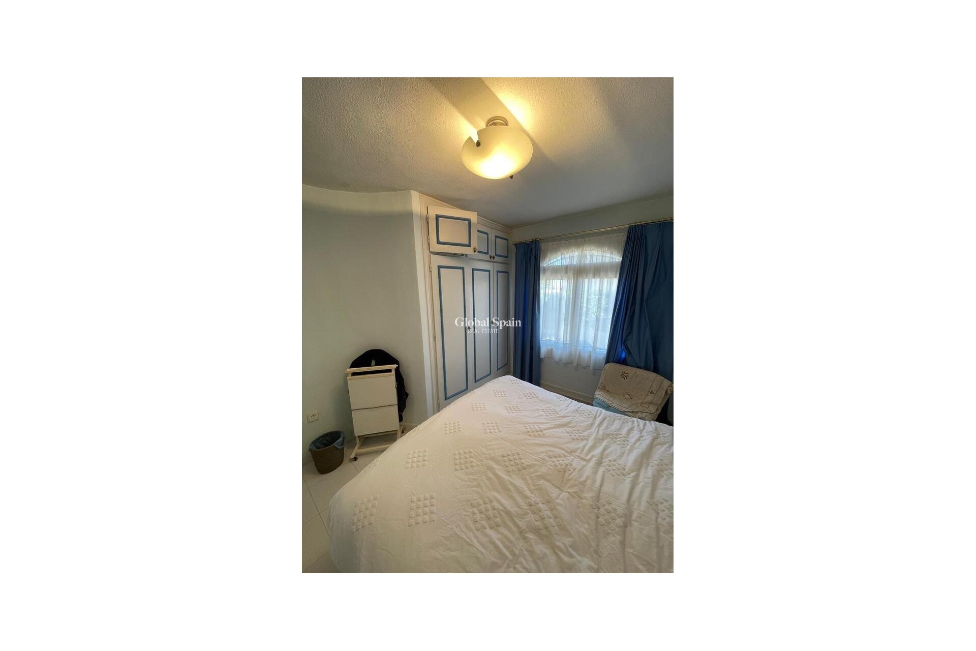 Wederverkoop - VILLA -
VILLAMARTÍN - Costa Blanca