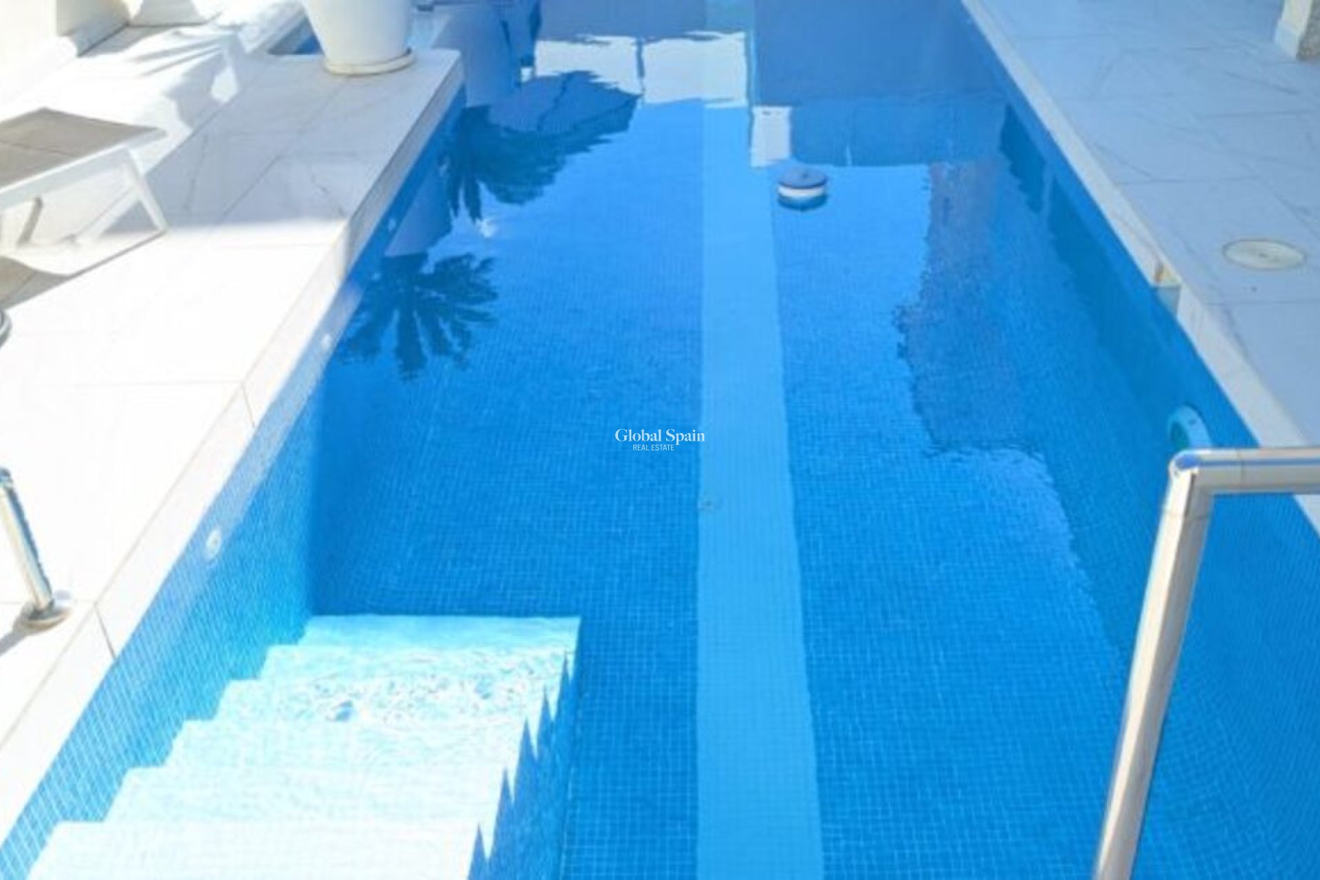 Wederverkoop - VILLA -
VILLAMARTÍN - Costa Blanca