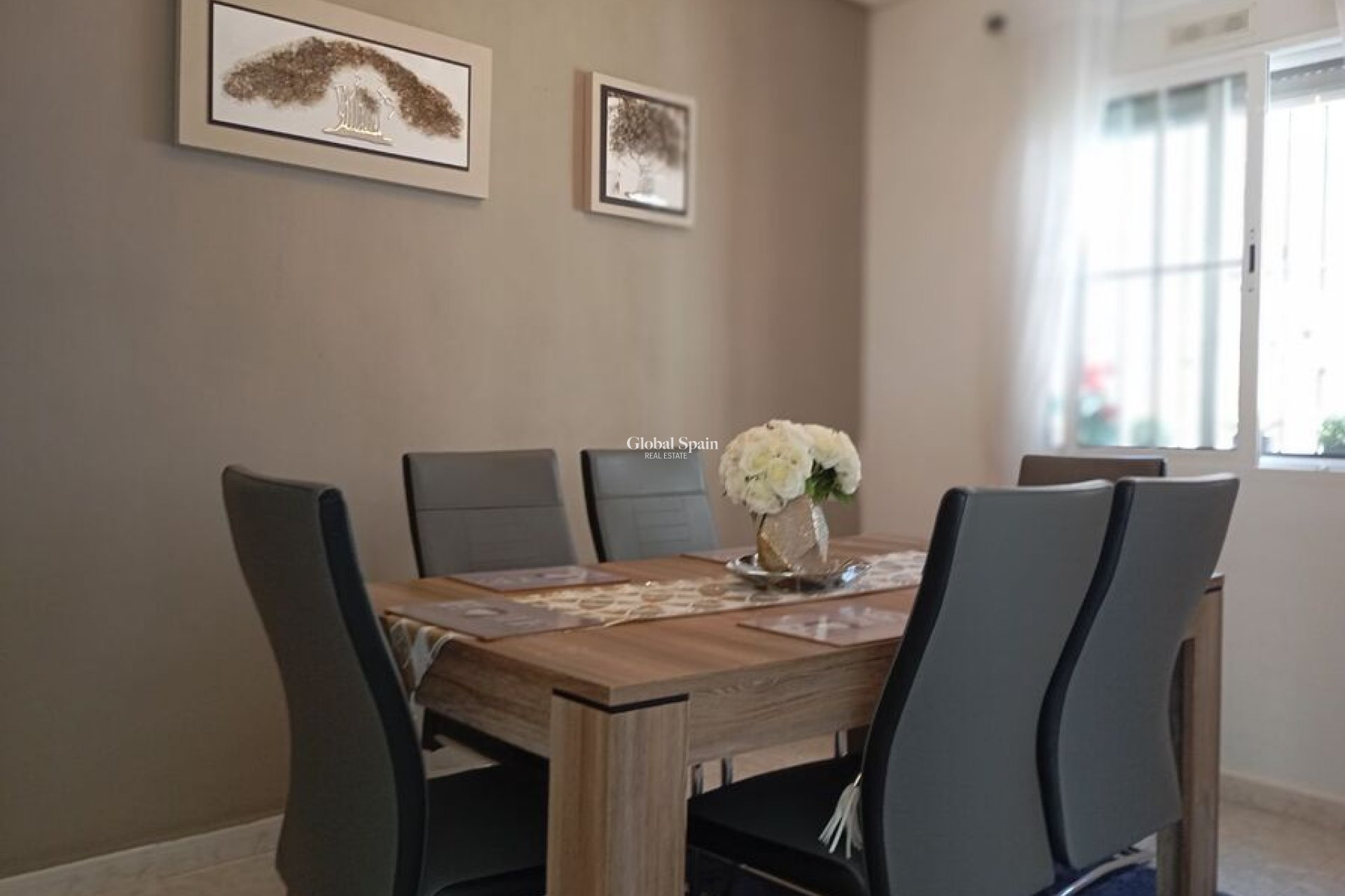 Wederverkoop - VILLA -
VILLAMARTÍN - Costa Blanca