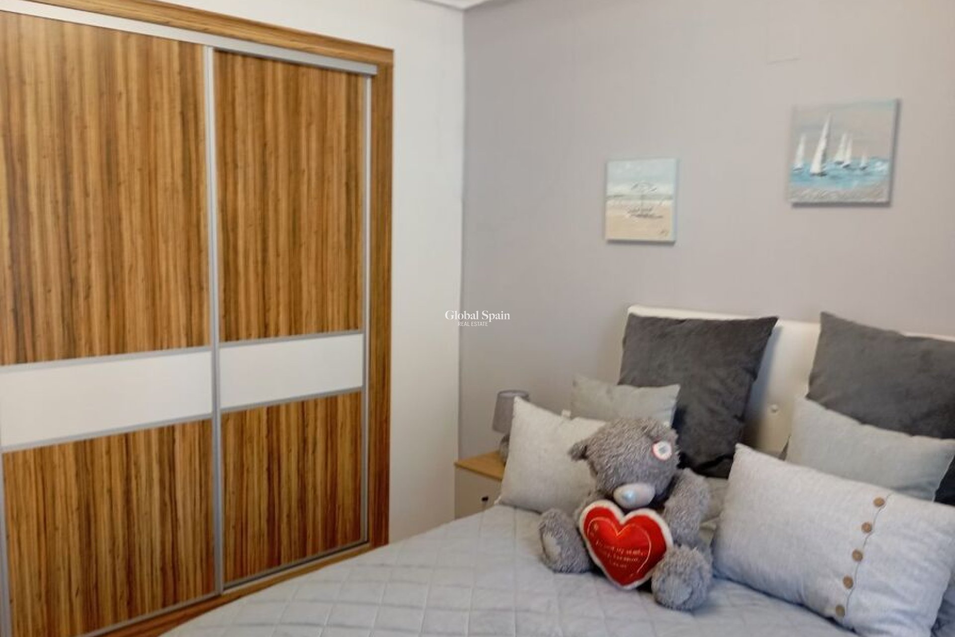 Wederverkoop - VILLA -
VILLAMARTÍN - Costa Blanca