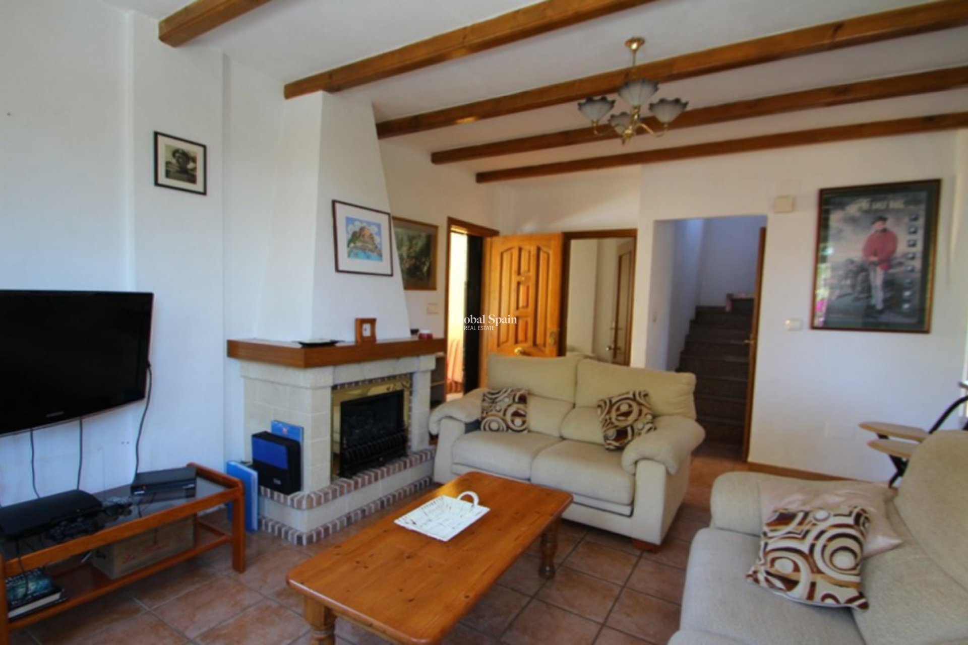 Wederverkoop - VILLA -
VILLAMARTÍN - Costa Blanca