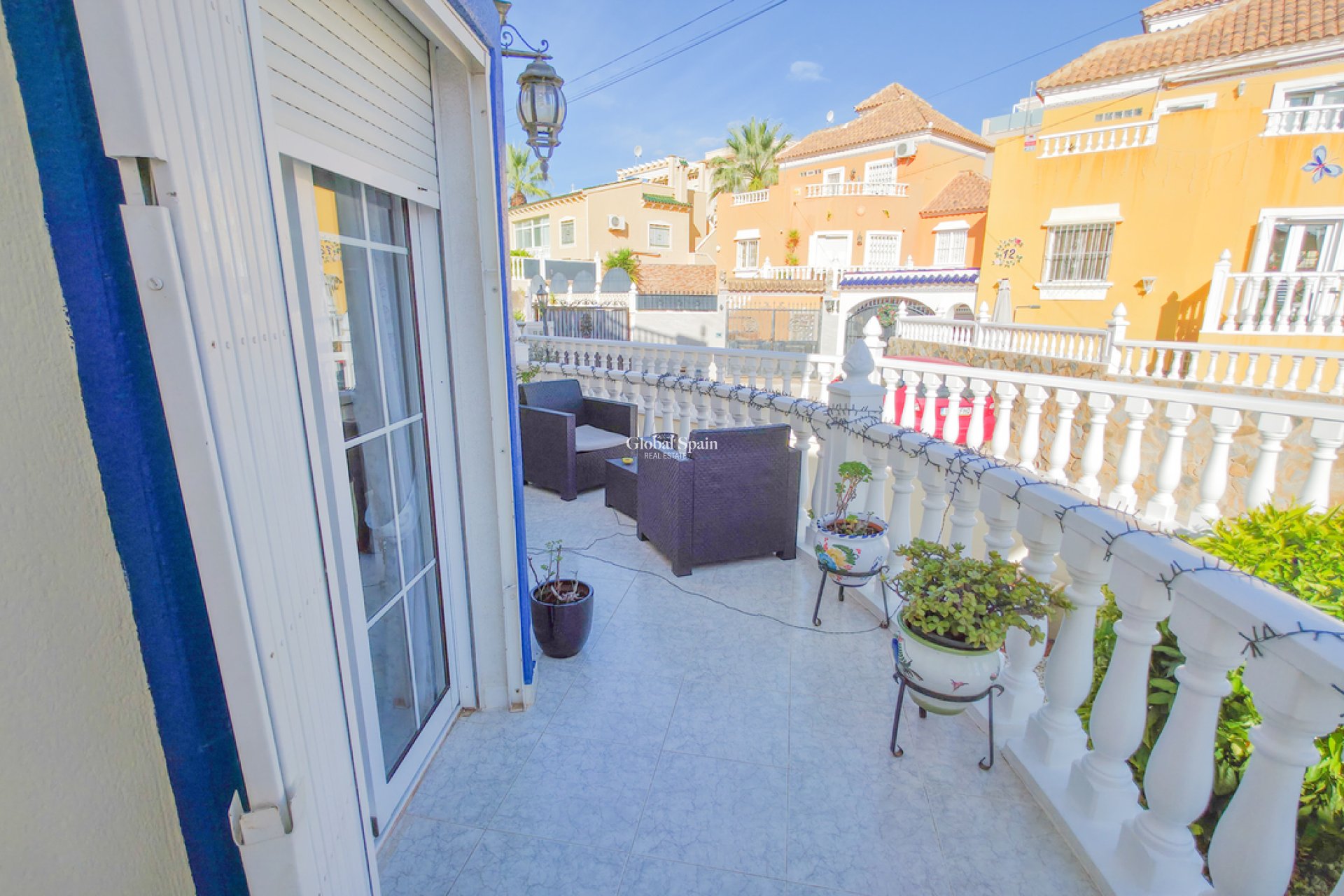 Wederverkoop - VILLA -
VILLAMARTÍN - Costa Blanca